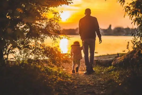 image of dad and child - parental alienation Corby